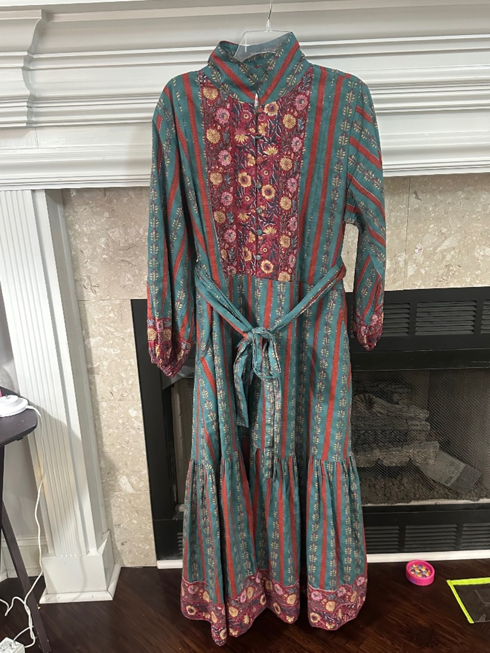 Victoria Dunn Folly, NWT, size large, maxi EUC